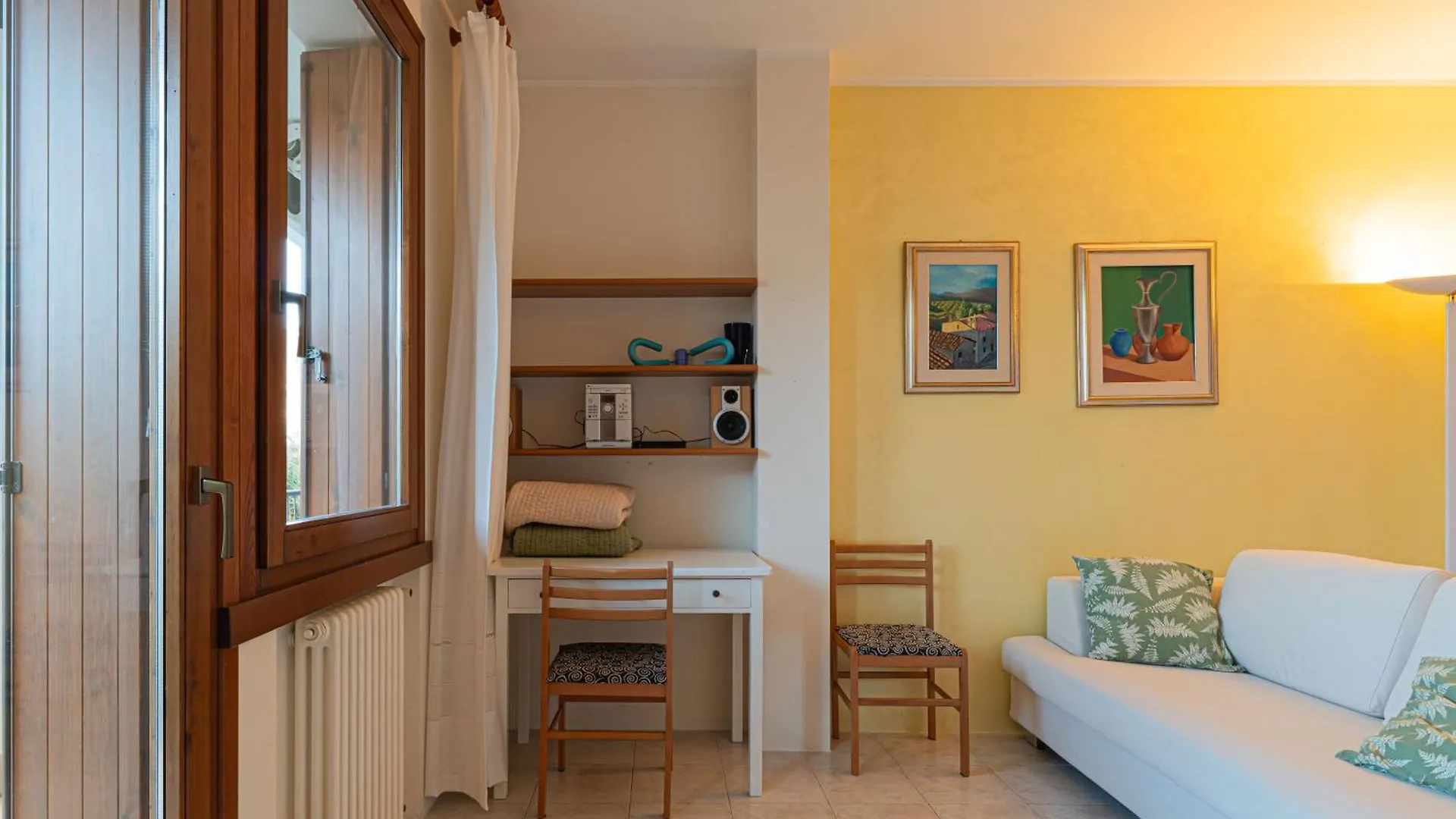 Susan S House Malcesine